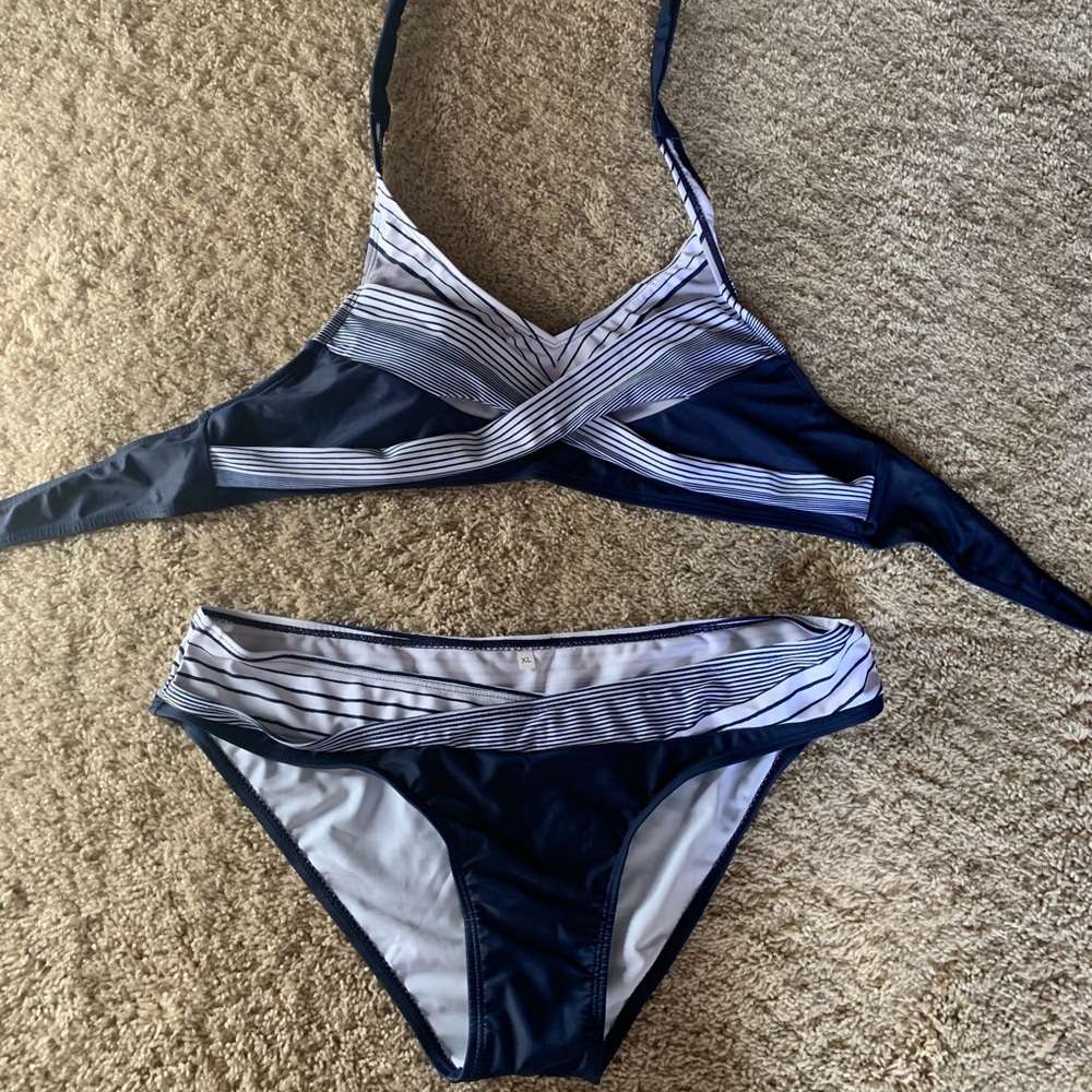 Bathing suit